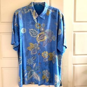 FREE SHIPPING 💗 VINTAGE Tommy Bahama Shirt
